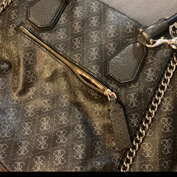 Guess Tote Bag - Picture 3 of 9